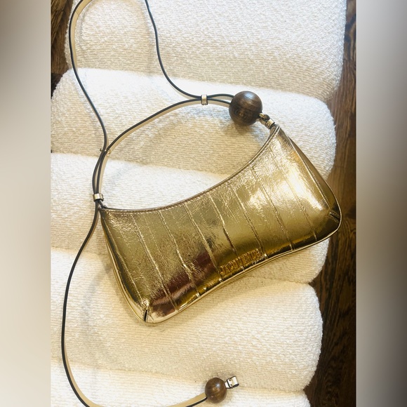 Jacquemus
Le Bisou Perle Striped Shoulder Bag - Picture 8 of 12